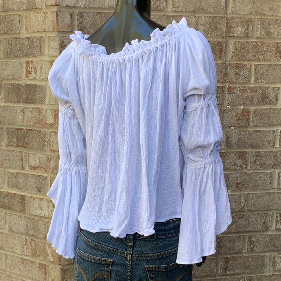 Crinkle Gauze Renaissance Pull Over Blouse with Flounced Sleeves - Picture 8 of 12